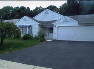 71 Sleepy Hollow Dr, Brick, NJ
