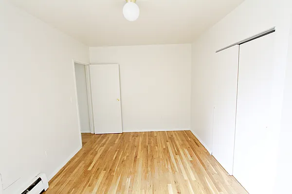 Rented by Compass | media 10