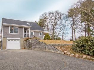 3 Birdsong Hill Rd, Sagamore Beach, MA 02562