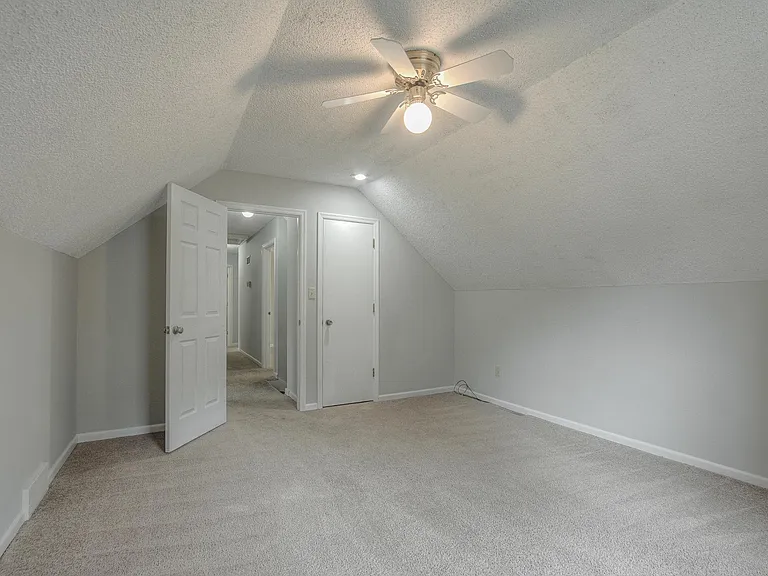 10045 Wedd Dr — Photo 23