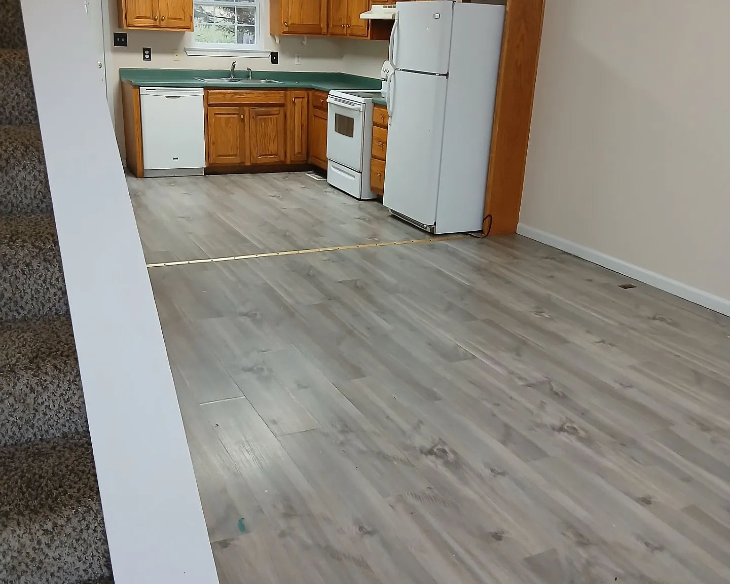 2 bed, 1.5 bath, 1100 sqft, $1,100 — Photo 2
