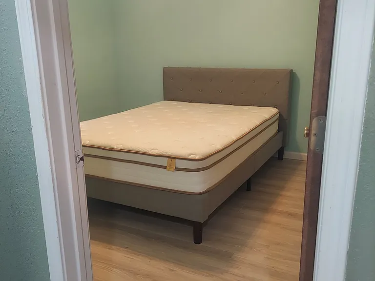 Bedroom #1