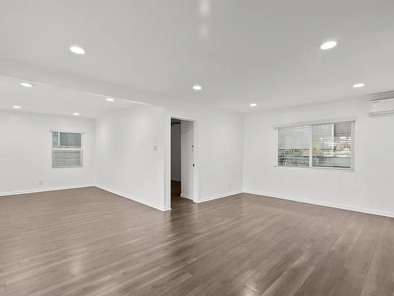408 Spencer St #C — Photo 2