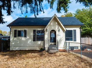 1405 99th St E, Tacoma, WA 98445