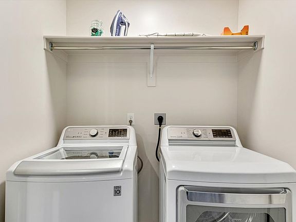 5th image of 275 W 800 S #275