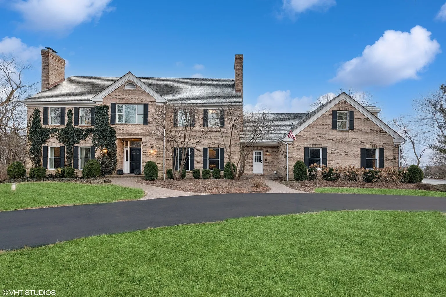18 Creekside Ln photo 1