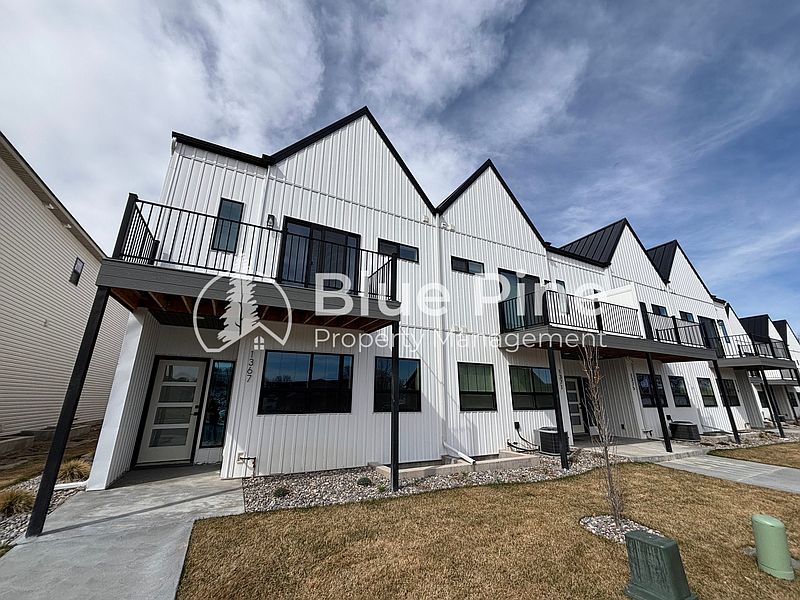 1st image of 1367 Latah Ave Unit 1