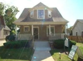 613 W Main St, West Dundee, IL 60118