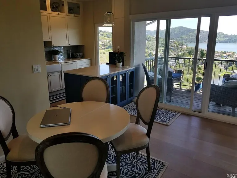 25 W Corinthian Ct #31 — Photo 10