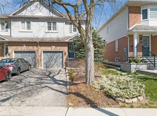 10 Thornlodge Dr, Hamilton, ON