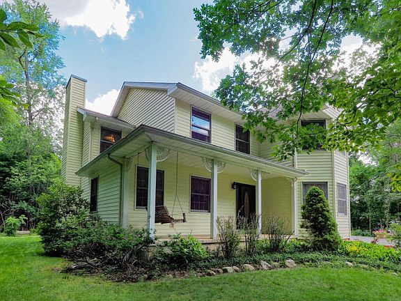 5th image of 184 Jacaranda Dr