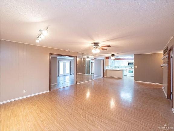 5th image of 2408 Louis Pl