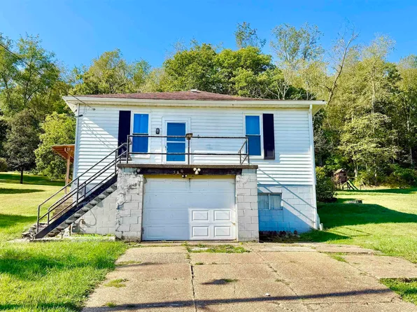 514 Piedmont Ave, Grafton, WV 26354