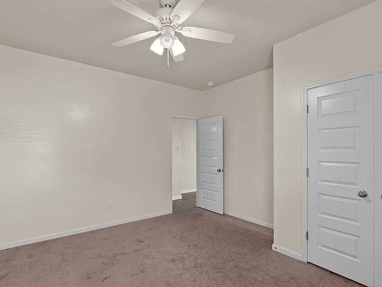 4704 Southwind Rd — Photo 31