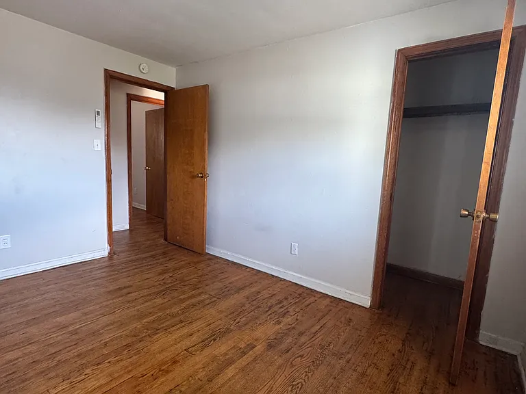 832 Smith St #1-4 — Photo 13