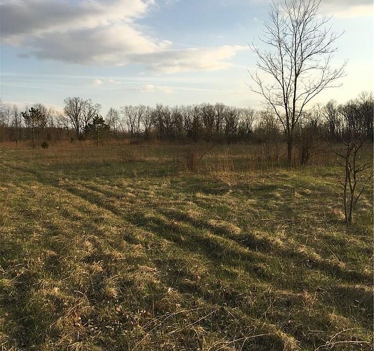 1st image of 7623 Fox Ln