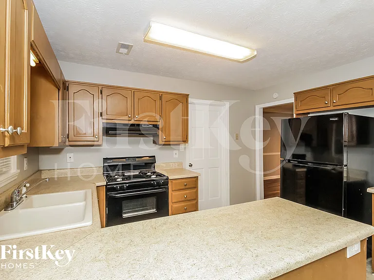 307 Marble Ct — Photo 7