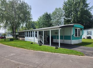 24 Driftwood Ln, Sylvan Beach, NY