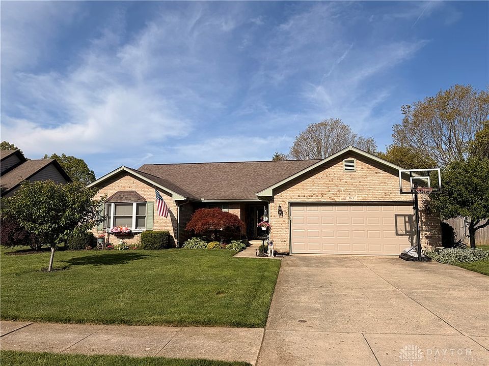 1st image of 363 Winterset Dr