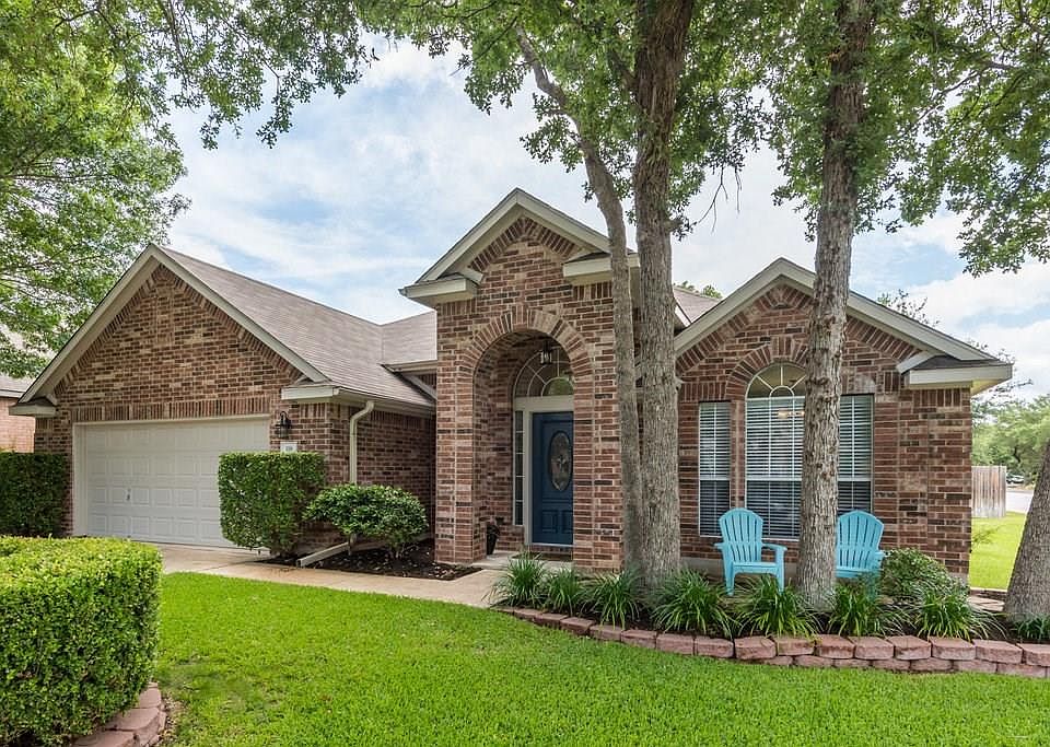 1st image of 118 S Prize Oaks Dr