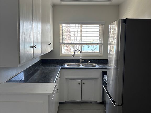 5th image of 915 Ocean Ave APT 202