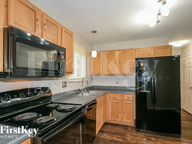 256 Cherrywood Parc Dr — Photo 7