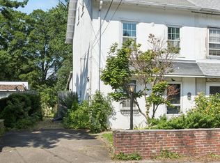 306 Highland Rd, Cheltenham, PA 19012