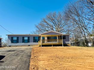 4406 Anna Maria Ln, Strawberry Plains, TN 37871