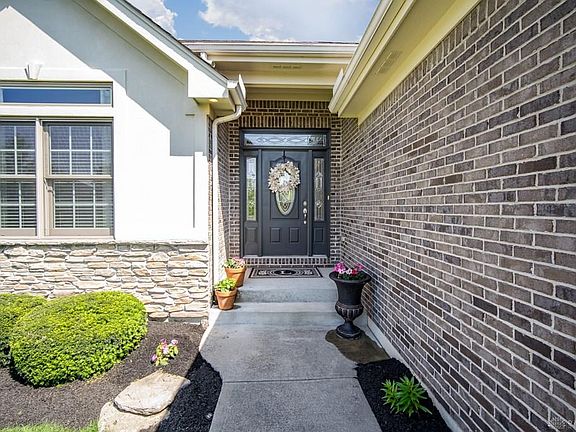 5th image of 2375 Sydneys Bend Dr