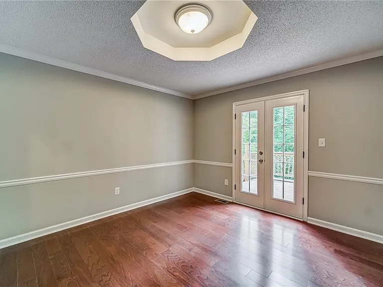 311 Mariner Cir — Photo 10