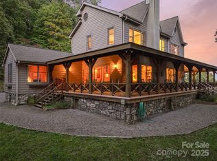 501 Laurel Ridge Dr, Waynesville, NC 28786