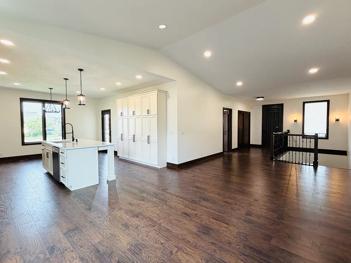 Building Photo - 2961 Valley Stream Dr