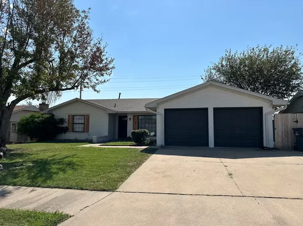 5306 NW Rotherwood Dr, Lawton, OK 73505