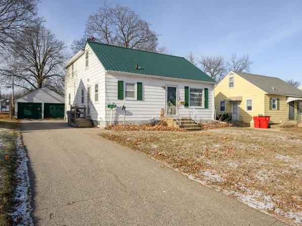 319 18th Ave SW, Rochester, MN 55902