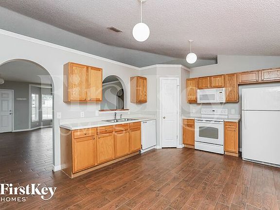 5th image of 3180 Utah Dr