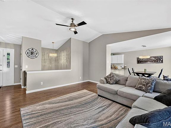 5th image of 6138 Timber Hollow Ln