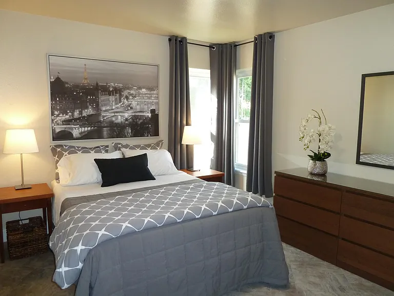 2303 Devonshire Dr — Photo 13