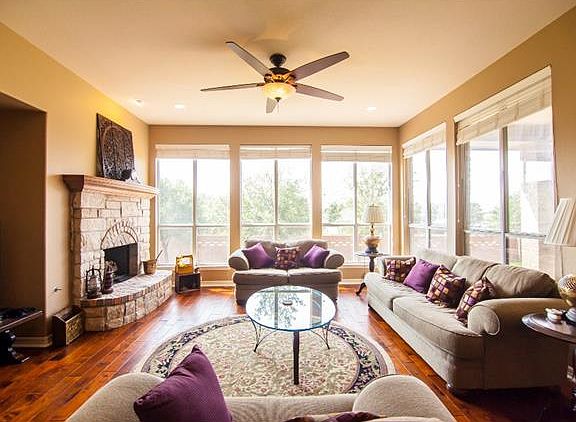3rd image of 1003 Wood Mesa Dr