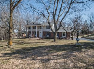 W220N7700 Cherry Hill Rd, Lisbon, WI 53089