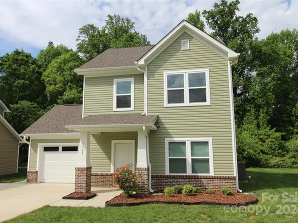 3707 Small Ave, Charlotte, NC 28269