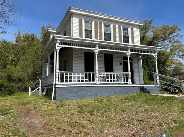 12020 Winfree St APT 3, Chester, VA 23831