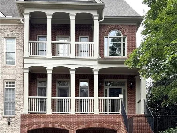 1461 Wembley Ct NE, Atlanta, GA 30329