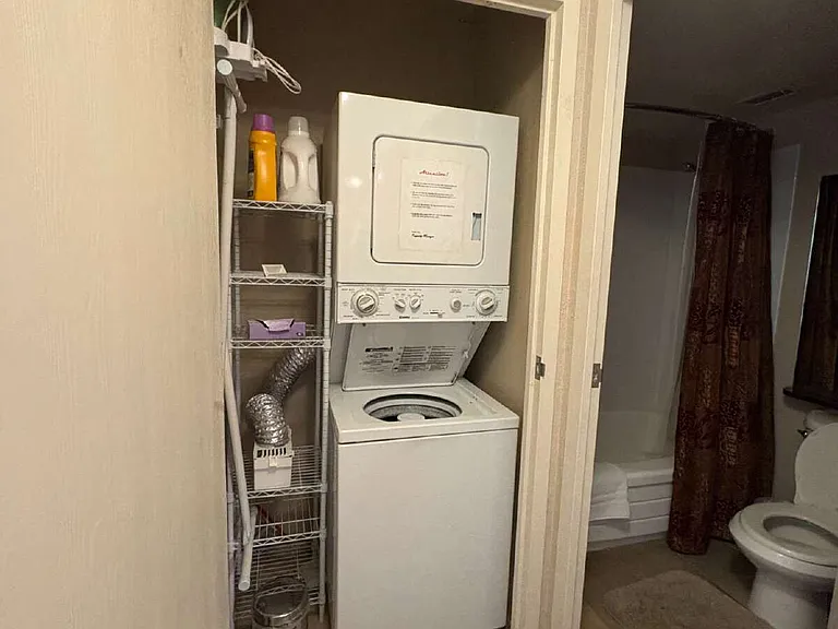 417 E Kiowa St #602 — Photo 7