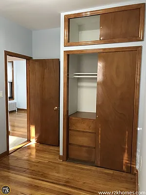 Rented by Realty 2000 Corp | media 21