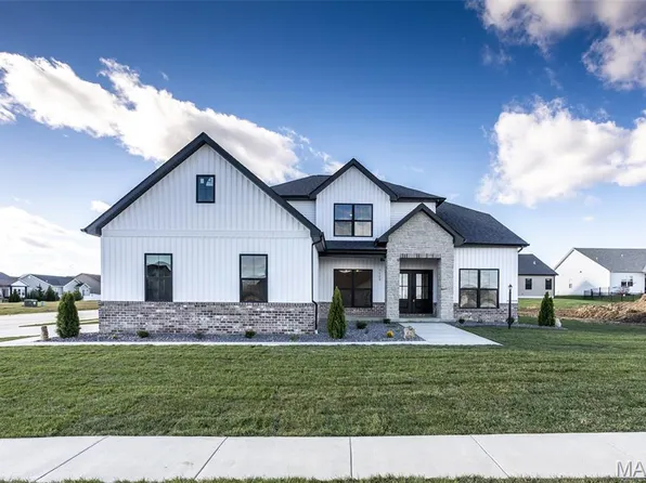 7123 Savannah Dr, Glen Carbon, IL 62034