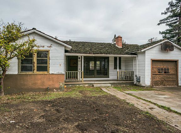 5th image of 3421 Waverley St