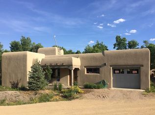 428 Valverde Commons Dr, Taos, NM 87571