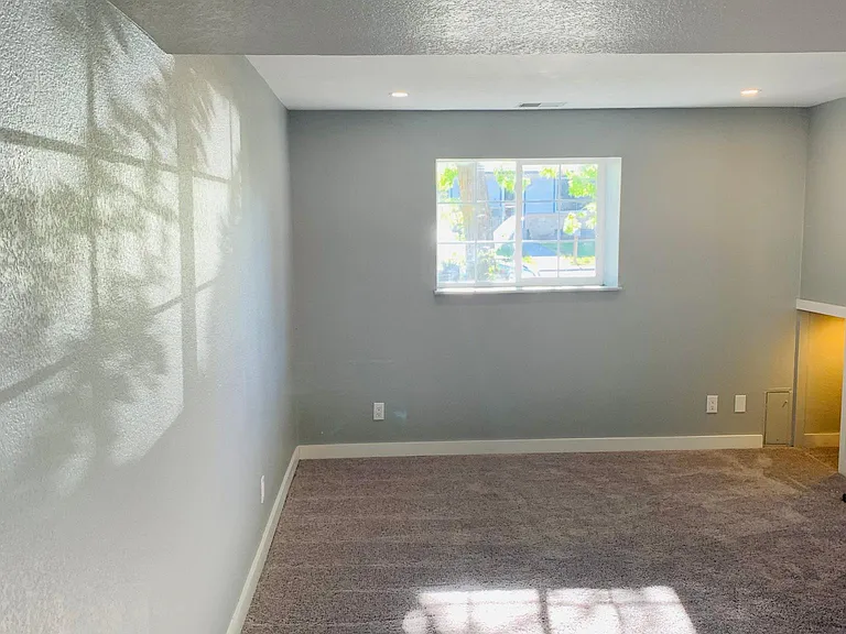7278 Urban Dr — Photo 25