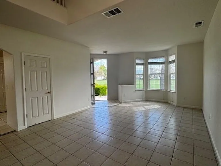 8224 Shay Cir — Photo 16