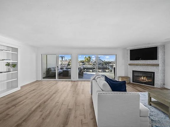 4th image of 66 Antigua Ct
